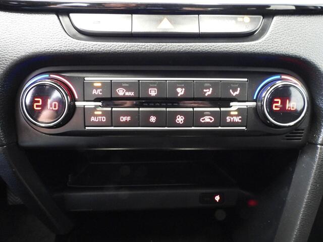 KIA CEE D Ceed Sportswagon 1.0 T-GDi 120PK DynamicLine NAVI/CAMERA/CLIMA/16"LMV!