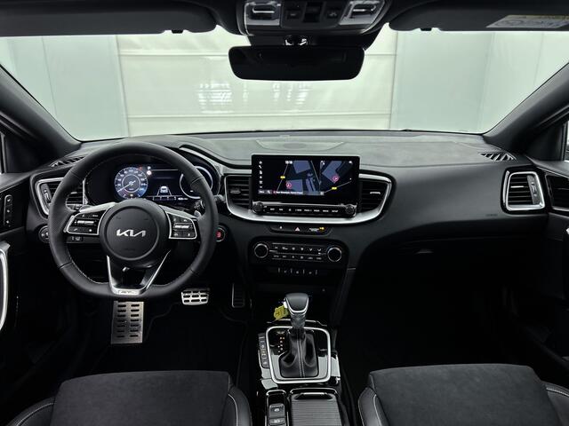 KIA CEE D Ceed Sportswagon 1.5 T-GDi GT-PlusLine 7-DCT Navigatie | Stoelverwarming | Stuurverwarming | Climate Control