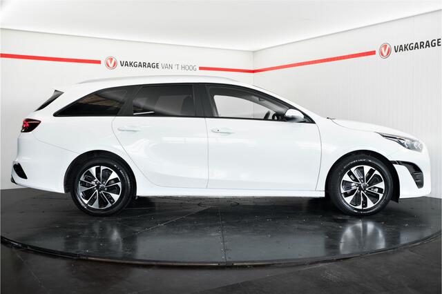 KIA CEE D Ceed Sportswagon 1.6 GDI PHEV DynamicPlusLine