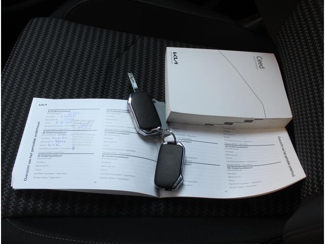 KIA CEE D Ceed Sportswagon 1.5 T-GDi DynamicLine CLIMATE | CRUISE | CAMERA | DAB | NAVI | CARPLAY | LED | LMV