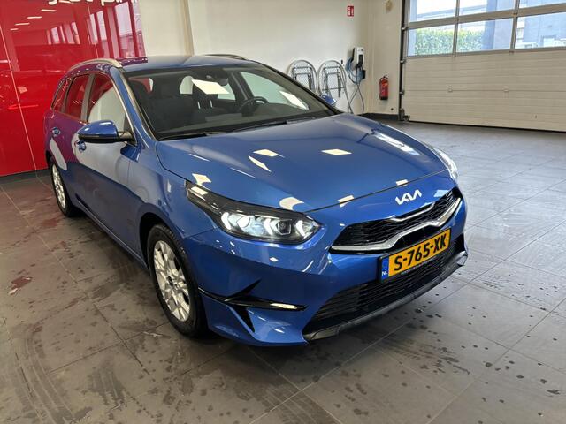 KIA CEE D Ceed Sportswagon 1.5 T-GDi DynamicLine Trekhaak | Cruise controle | Climate controle | Achteruitrijcamera | Parkeer sensoren