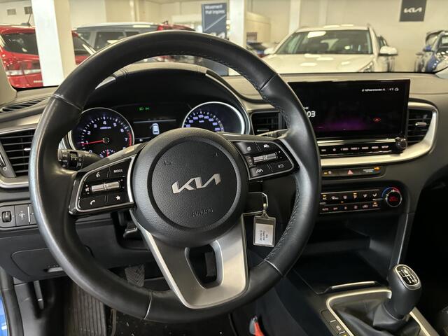 KIA CEE D Ceed Sportswagon 1.5 T-GDi DynamicLine Trekhaak | Cruise controle | Climate controle | Achteruitrijcamera | Parkeer sensoren