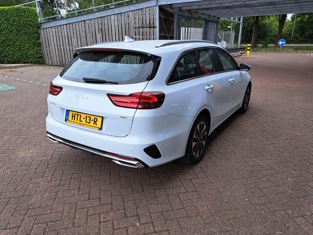 KIA CEE D Ceed Sportswagon 1.6 GDI PHEV DynamicPlusLine | Achteruitrijcamera | Stoel & Stuurverwarming