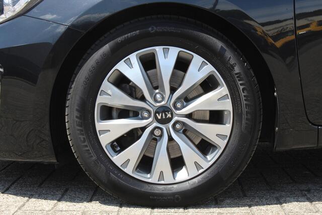 KIA CEE D cee'd Sportswagon 1.0 T-GDi Design Edition Navigatie/Climate control/Cruise control/Achteruitrijcamera/Apple carplay/Multifunctioneel stuurwiel/LED koplampen/16'' Lichtmetalen velgen.