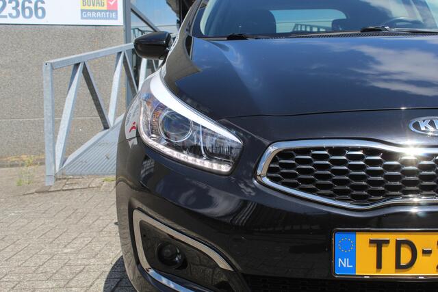 KIA CEE D cee'd Sportswagon 1.0 T-GDi Design Edition Navigatie/Climate control/Cruise control/Achteruitrijcamera/Apple carplay/Multifunctioneel stuurwiel/LED koplampen/16'' Lichtmetalen velgen.