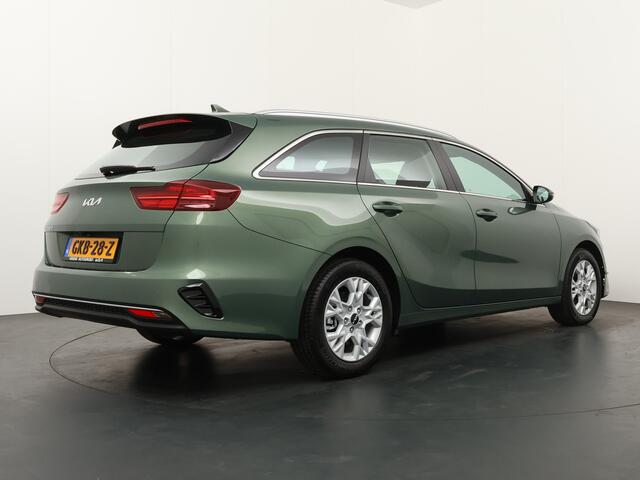 KIA CEE D Ceed Sportswagon 1.5 T-GDi DynamicLine Automaat! - Adaptieve Cruise Control - Bluetooth - LED Verlichting - Achteruitrijcamera - Grootlichtassistentie - Fabrieksgarantie Tot 2031