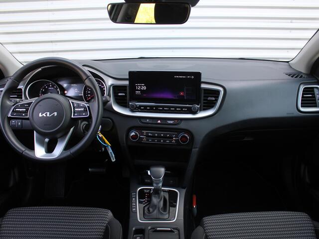 KIA CEE D Ceed Sportswagon 1.5 T-GDi DynamicLine | Airco | Cruise | Camera | Navi | 16" LM | LED | PDC |