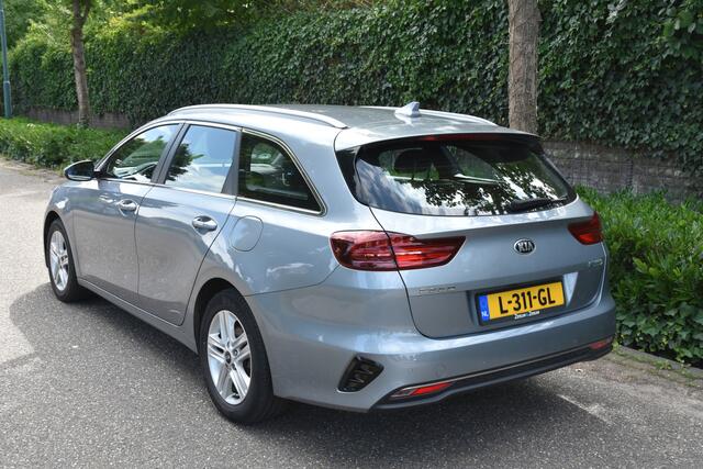 KIA CEE D Ceed Sportswagon 1.0 T-GDi DynamicLine | HYBRIDE | AUTOMAAT | CARPLAY | CAMERA