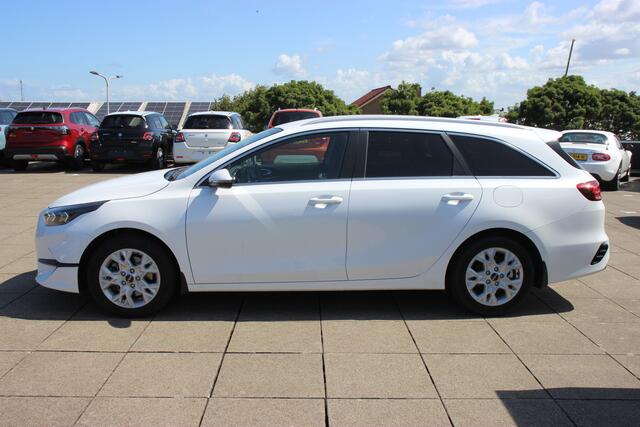 KIA CEE D Ceed Sportswagon 1.5 T-GDi DynamicLine Automaat | Stoel- en Stuurverwarming |