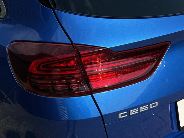 KIA CEE D Ceed Sportswagon 1.6 GDI PHEV ExecutiveLine | Facelift | Pano | Leder | Dealer onderhouden
