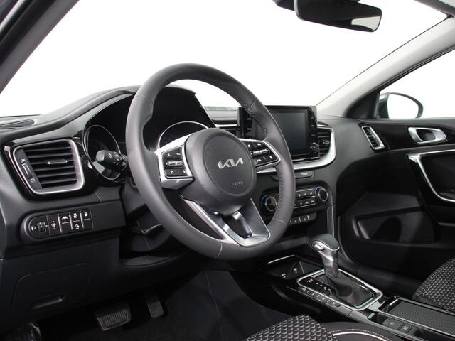 KIA CEE D Ceed Sportswagon 1.6 GDI PHEV DynamicLine | Navigatie | Camera | Climate Control | Cruise control adaptive | Lane assist | Lichtmetalen Velgen | Stoelverwarming