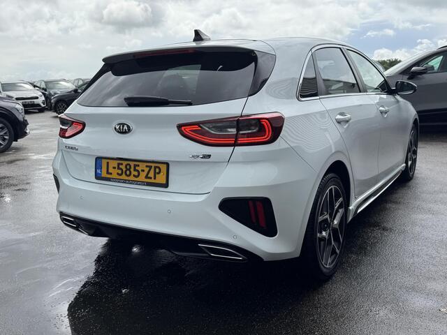 KIA CEE D Ceed 1.0 T-GDi GT-Line Schuif/kanteldak, Stoel- & Stuurwiel verwarmd, NL-auto, Navigatie, Achteruitrijcamera, Smart Key, Climate control