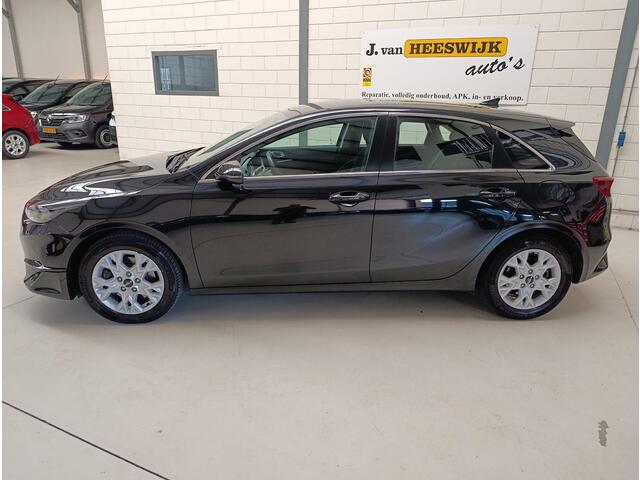 KIA CEE D Ceed 1.0 T-GDi DynamicLine Ecc | Lmv | Navi | Camera | Pdc