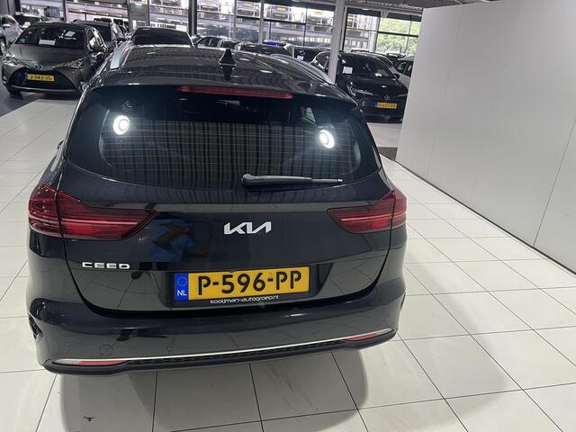 KIA CEE D Ceed Sportswagon 1.0 T-GDi DynamicLine Apple Carplay/Android Auto, Navigatie, Camera.