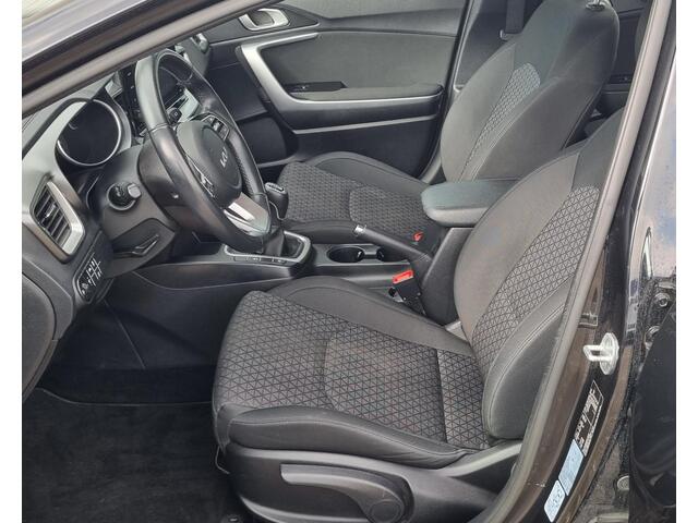 KIA CEE D Ceed Sportswagon 1.0 T-GDi ComfortLine 120PK | NL Auto | Climate Control | Achteruitrijcamera | Lichtmetalen Velgen | Apple Carplay & Android Auto |