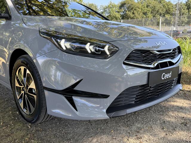 KIA CEE D Ceed 1.0 T-GDi Design Edition ¤2500 inruilpremie | Direct leverbaar | Info Bas: 0492-588982 Info Bas: 0492-588982