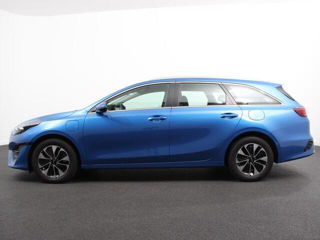 KIA CEE D Ceed Sportswagon 1.6 GDI PHEV DynamicLine Climate control Achteruitrijd camera Cruise control Parkeersensoren LED Lane assist Apple Carplay/ Android auto