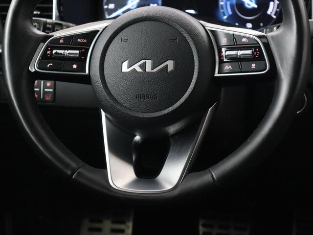 KIA CEE D Ceed Sportswagon 1.6 GDI PHEV ExecutiveLine | Automaat | Camera | Cruise control | Climate control | LMV 17 inch | LED | Stuurverwarming | Stoelverwarming | Lane assist | Navigatie