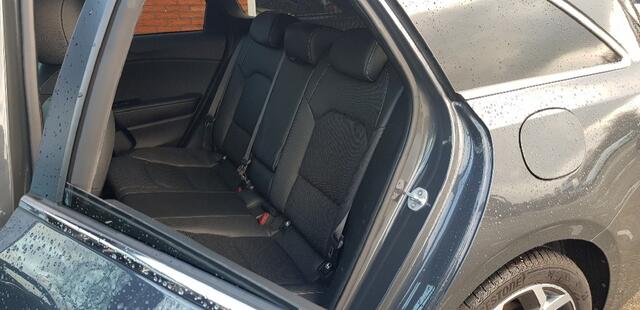 KIA CEE D 1.4 T-GDi ExecutiveL