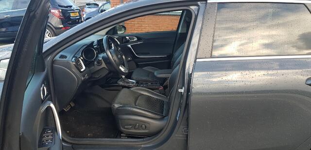 KIA CEE D 1.4 T-GDi ExecutiveL