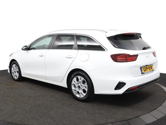KIA CEE D Ceed Sportswagon 1.5 T-GDi DynamicPlusLine - Led Koplampen - Stoel/Stuurverwarming - Navigatie - Cruise Control - Climate Control - Fabrieksgarantie Tot 2031