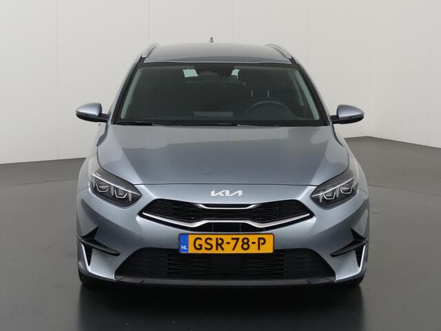 KIA CEE D Ceed Sportswagon 1.5 T-GDi DynamicLine | Navigatie | Parkeercamera | Climate Control | Cruise Control |
