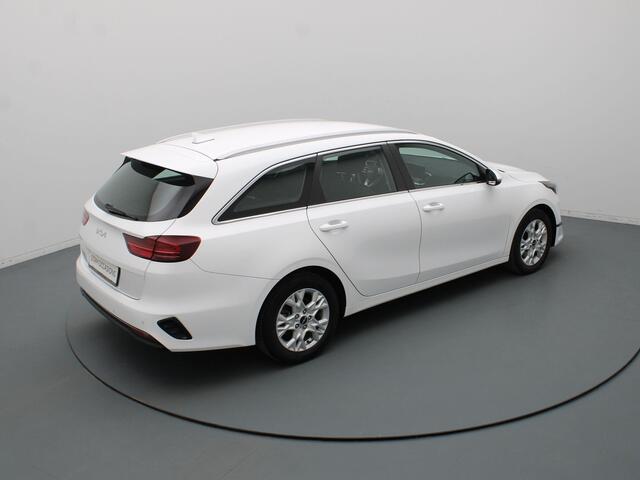 KIA CEE D Ceed Sportswagon 120pk T-GDi DynamicLine Camera | Adapt. Cruise | Navi | Parkeersens. achter