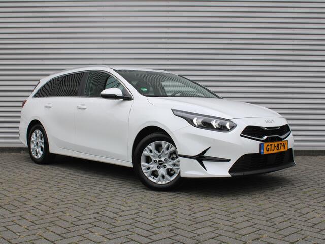KIA CEE D Ceed Sportswagon 1.5 T-GDi DynamicPlusLine | Stoel- & stuurverwarming | Camera | Clima | Cruise | LED | Navi | Elek. achterklep | 16" LM |