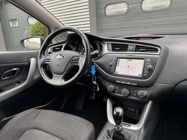 KIA CEE D cee'd 1.6 GDI ComfortPlusLine Navigator | Camera | Lichtmetalen Velgen | Navigatie | Cruise Control |
