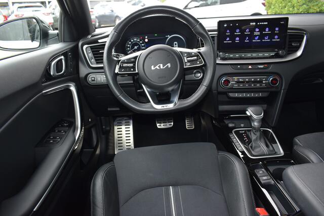 KIA CEE D Ceed 1.5 T-GDi GT-PlusLine DCT7-Autom. | Cruise Control Adaptief | Navigatie | Camera | Panoramadak | Tot 10Jr. Kia-Garantie