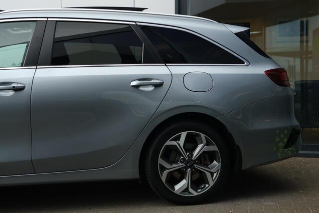 KIA CEE D Ceed Sportswagon 1.6 GDI PHEV DynamicLine