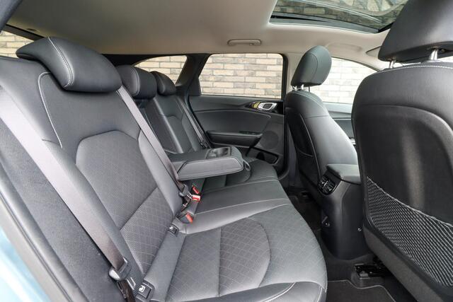 KIA CEE D Ceed Sportswagon 1.6 GDI PHEV ExecutiveLine | Trekhaak | Panoramadak | Leer | Rijklaarprijs - incl.garantie