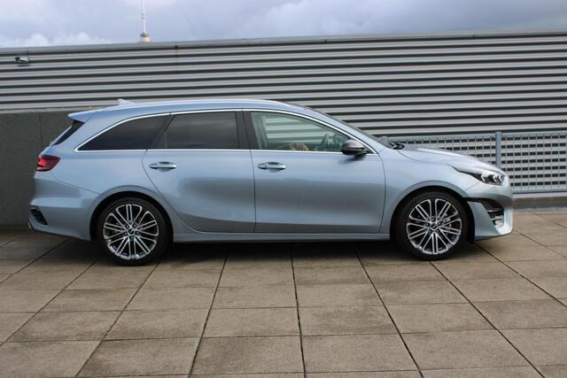 KIA CEE D Ceed Sportswagon 1.5 T-GDi GT-PlusLine Navigatie / Schuifdak / El.stoelen + Geheugen /