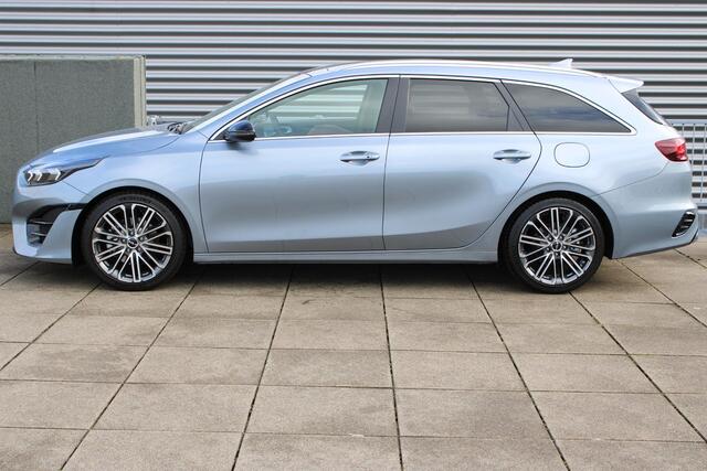 KIA CEE D Ceed Sportswagon 1.5 T-GDi GT-PlusLine Navigatie / Schuifdak / El.stoelen + Geheugen /