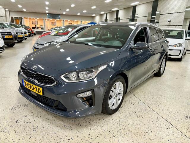 KIA CEE D 1.0 T-GDI MHEV Automaat Navigatie Haf Leder Trekhaak afnb