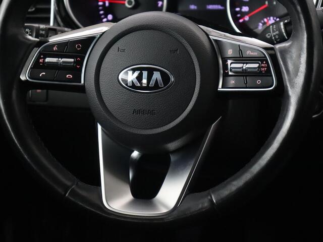 KIA CEE D Ceed 1.0 T-GDi DynamicPlusLine | Trekhaak | Stoel & stuurverwarming | Camera | Carplay | Navigatie | Climate control | Parkeerhulp | Cruise control | Half leder