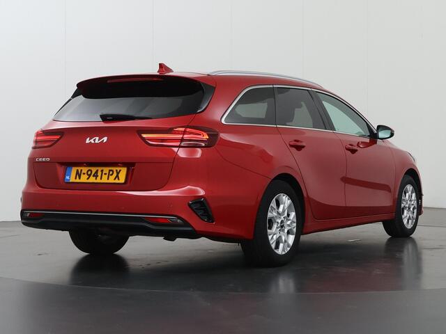 KIA CEE D Ceed Sportswagon 1.5 T-GDi DynamicPlusLine | Navigatie | Stoel/Stuurwielverwarming | Dodehoek Detectie | Keyless Go | Elektrische Achterklep | Climate Control |
