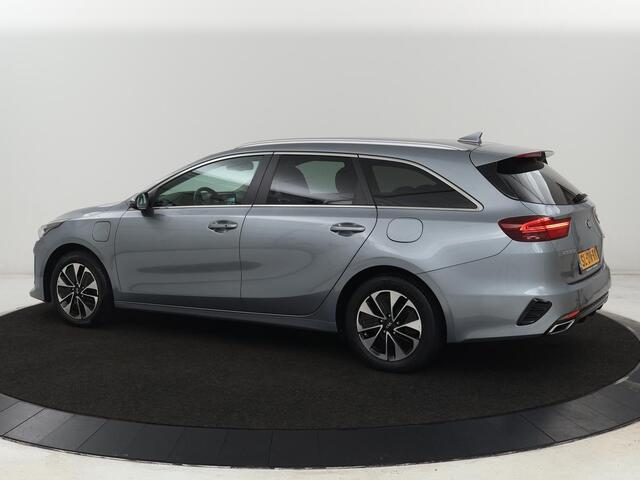 KIA CEE D Ceed 1.6 GDI PHEV DynamicLine | Carplay | Camera | Navigatie | Keyless | Climate control | Cruise control | Full LED | Parkeerhulp | Plug In