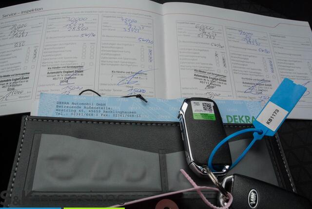 KIA CEE D Ceed Sportswagon 1.6 GDI PHEV DynamicPlusLine