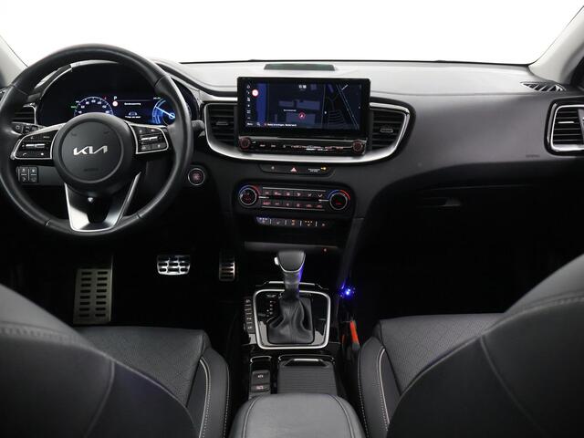 KIA CEE D Ceed Sportswagon 1.6 GDI PHEV ExecutiveLine | Panoramadak | Lederen Bekleding | Stoelventilatie | Trekhaak Afneembaar | Stoel/Stuurwielverwarming