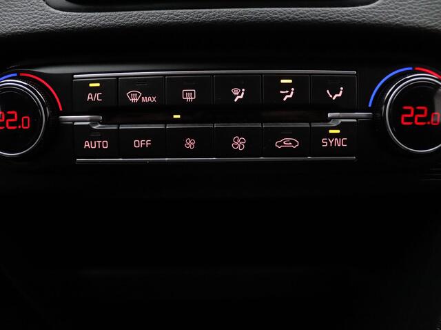 KIA CEE D Ceed Sportswagon 160pk T-GDi DynamicLine Camera | Adapt. Cruise | Navi | Parkeersens. v+a | Trekhaak