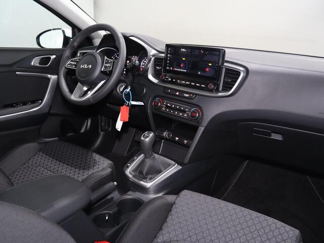 KIA CEE D Ceed SW 1.0 T-GDi ComfortLine | Klimaatregeling | Dakrails | Cruise control | Achteruitrijcamera | Navigatie |