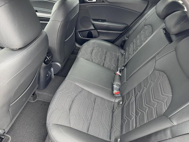 KIA CEE D Ceed 1.0 T-GDi Design Edition | Stoelverwarming | Parkeersensoren | LED Koplampen | Dodehoekassistentie | Adaptieve cruise control | Stuurwiel verwarmd |