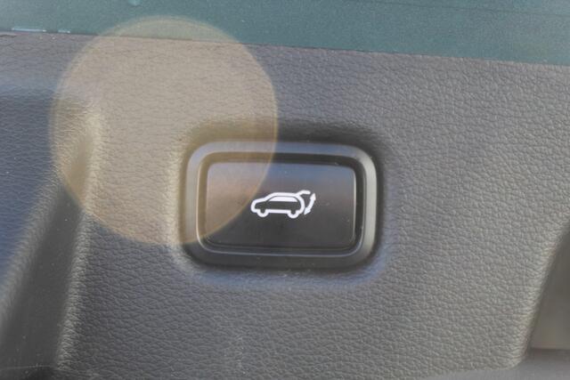 KIA CEE D Ceed Sportswagon 1.0 T-GDi DynamicPlusLine 1ste eigenaar / Orig. NL auto / Dealeronderhouden / Elektrische achterklep / Stoel en stuurverwarming / Trekhaak / Lane assist / Dode hoek detectie / Navigatie / Camera / Apple car play / Climate control / Cruise