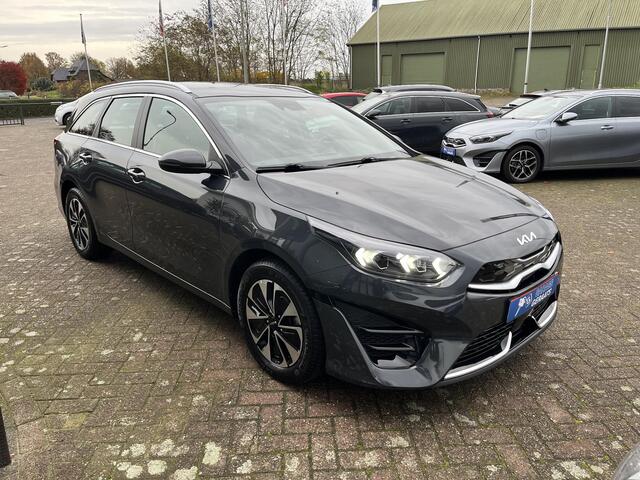 KIA CEE D Ceed Sportswagon 1.6 GDI PHEV DynamicPlusLine | Elektr. Stoelen, Dodehoek detectie, LED, Keyless, Parkeersensoren + Camera, Stoel- en Stuurverwarming, 16 inch, zeer mooi!