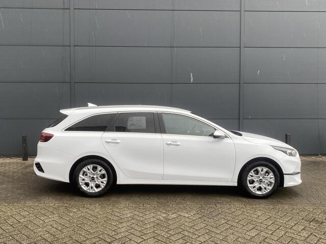 KIA CEE D Ceed SW 1.5 T-GDi DynamicLine Kia Ceed SW 1.5 T-GDi DynamicPlusLine VOORRAAD ACTIE