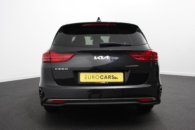 KIA CEE D Ceed Sportswagon 1.0 T-GDi Prestige | Navigatie | Apple Carplay / Android Auto | Climate Control | Cruise Control | Camera | Dab | Lichtmetalen Velgen | Lane Assist | Privacy Glass |