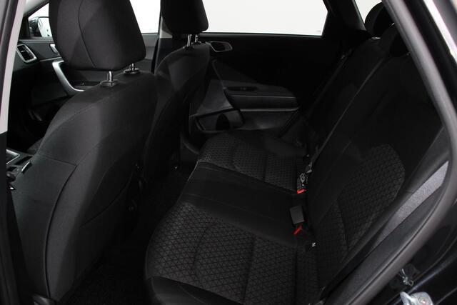 KIA CEE D Ceed Sportswagon 1.0 T-GDi Prestige | Navigatie | Apple Carplay / Android Auto | Climate Control | Cruise Control | Camera | Dab | Lichtmetalen Velgen | Lane Assist | Privacy Glass |