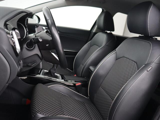 KIA CEE D Ceed 1.0 T-GDi DynamicPlusLine | Stoel & stuurverwarming | Trekhaak | Adaptive cruise | Camera | Carplay | Half leder | Navigatie | Keyless | Full LED | Climate control | Parkeerhulp