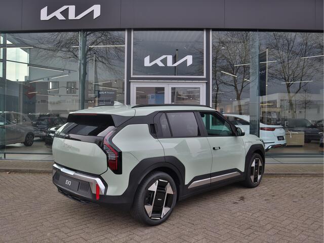 KIA EV3 Plus Advanced 81.4 kWh Snel leverbaar! Navi+BT+Cam Stoel+Stuurverw. Leder LED 19''LMV 10 jr. Garantie